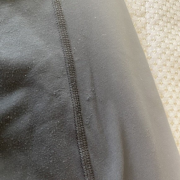 Lululemon Run Inspire Crop II Tight Leggings capri Solid Black Size 2 - Picture 10 of 16